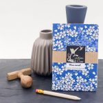 Carnet A6 - Sakura sur fond bleu foncé