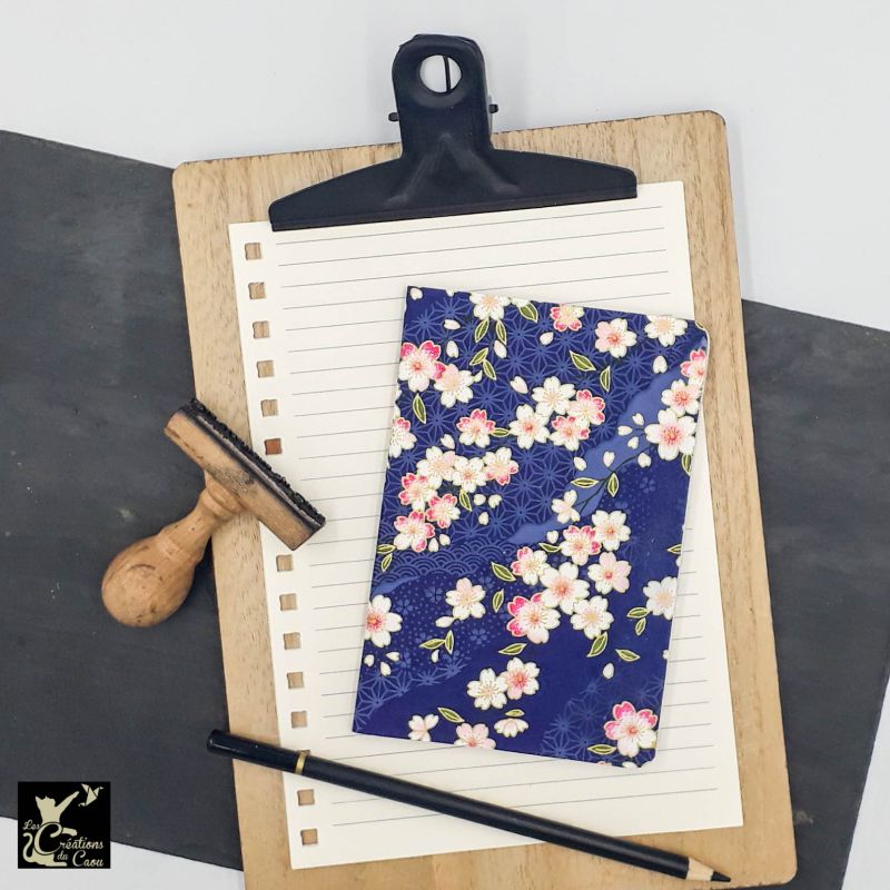 carnet A6 japonais sakura fleur cerisier bleu marine