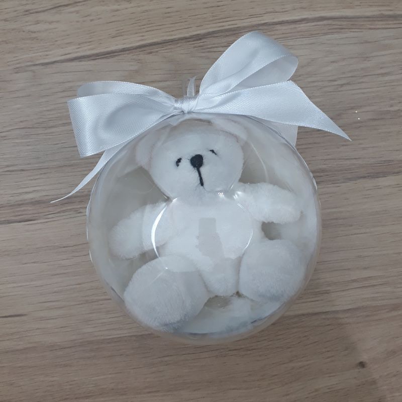 Grande boule décorée à la main. Motif : boule peluche ours blanc