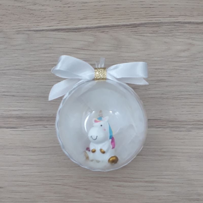 Petite boule décorée à la main. Motif : boule licorne blanche